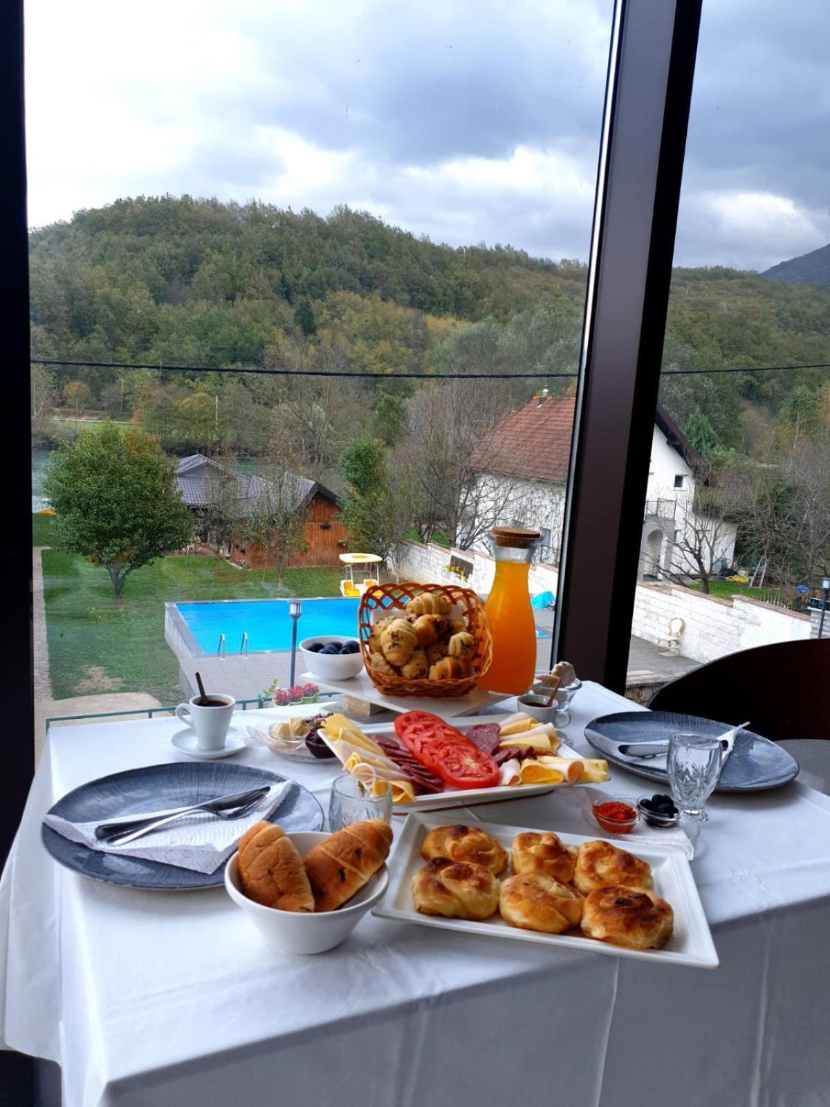Hotel Lohovo Bihać Exteriér fotografie